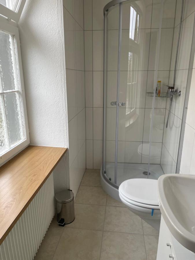Haus Zur Eiche Private 1 Zimmerstudios Chur Buitenkant foto